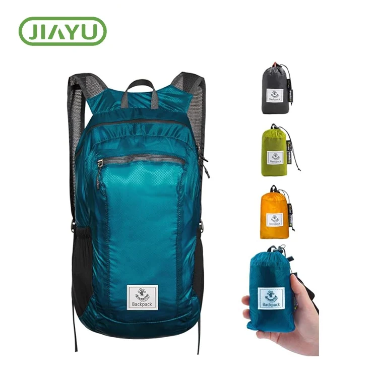 Backpack hiking éadrom uiscedhíonach uiscedhíonach